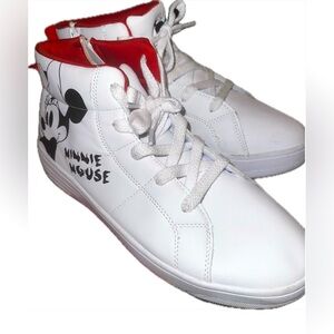 Minnie Mouse Shoes ( White with red inside )